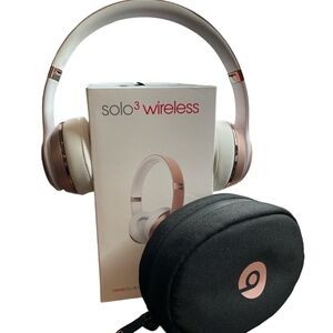 VGUC Rose Gold Beats by Dr. Dre Beats Solo3 Wireless On-Ear Headphones